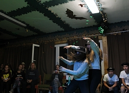 Vánoční představení s battly