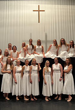 Seňorky modern dance 30+